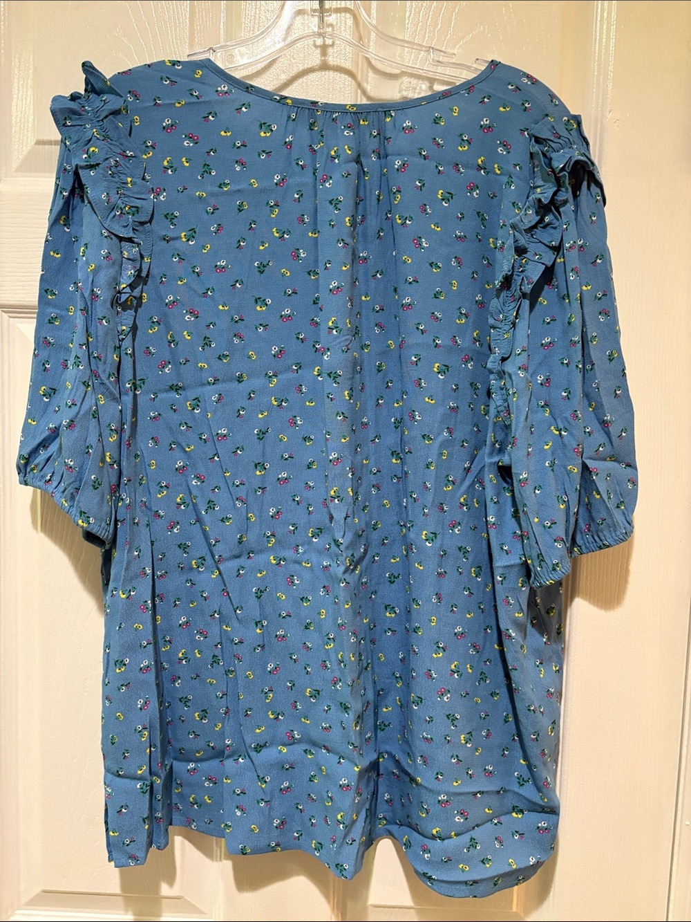 LOFT Blue Floral Ruffle-Sleeve Button Front Top - Picture 2 of 4
